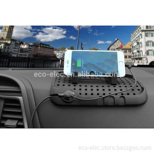 Multifunctional Silicone Car Phone Mount Magnetic Charging Cradle Dock Stand Car Holder For iPhone With 2 in 1 Charging Cable